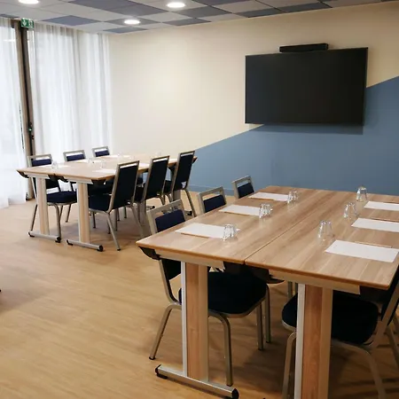 Отель Mercure 4*