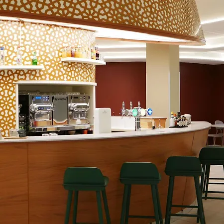Mercure 4*