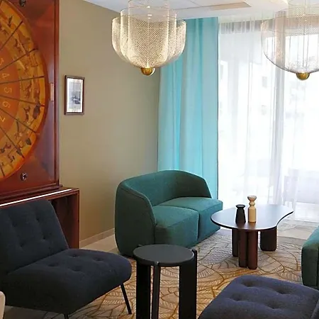 Mercure 4*