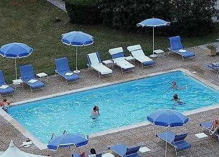 Mercure 4*
