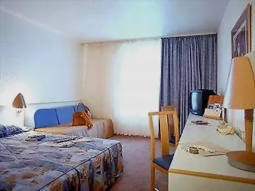 Mercure 4*